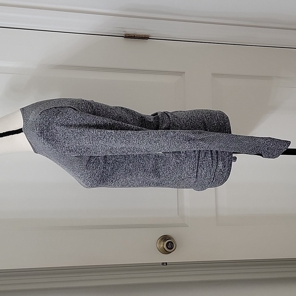 C&C California Size S Gray Long Sleeve Pullover Shirt Stretch Mesh Detail NEW - Picture 3 of 13